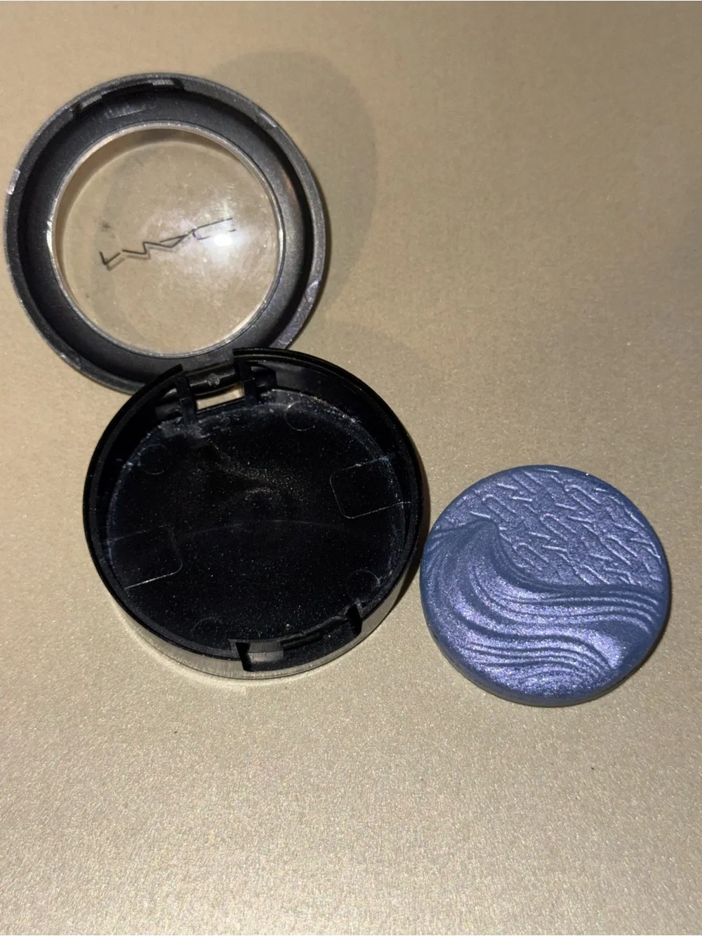 MAC Cosmetics Mineralize Eyeshadows Depot-You get Both